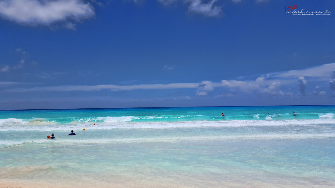 Cancun Beach Pictures