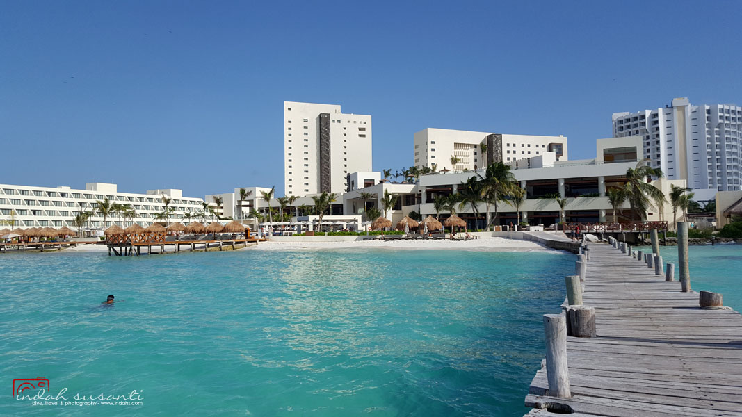 Cancun Beach Pictures